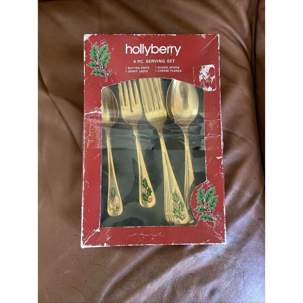 HollyBerry Flatware Set Gold Tone Stainless 16 Piece Serves 4 Japan   Excellent